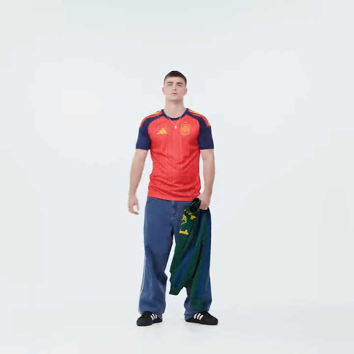 Spain 26 Home Jersey
