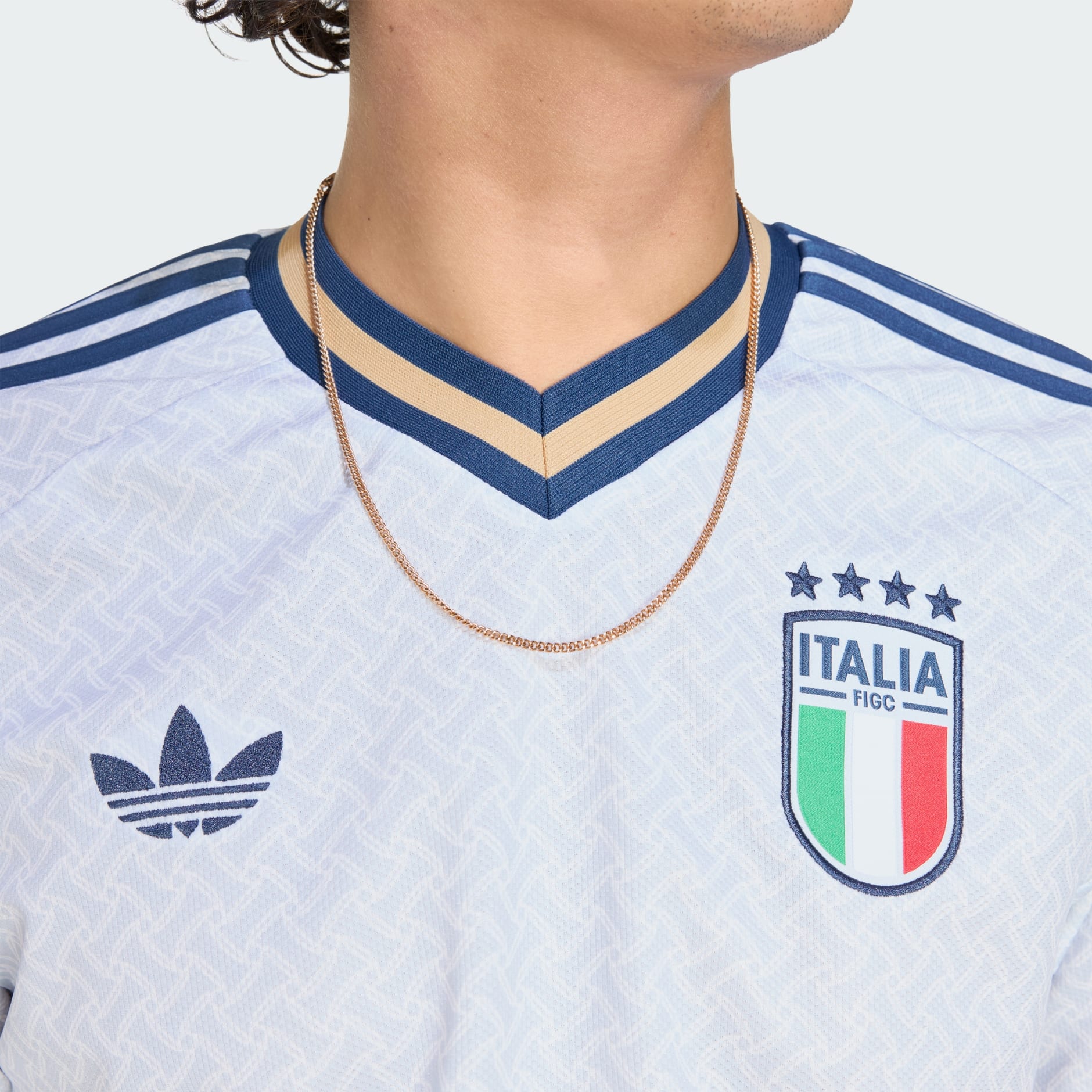 Italy 26 Away Jersey